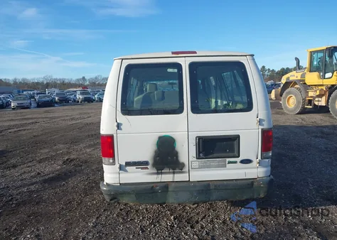 2013 Ford E-350 Super Duty Xl z USA, uszkodzony, nr VIN 1FBSS3BL6DDA77454